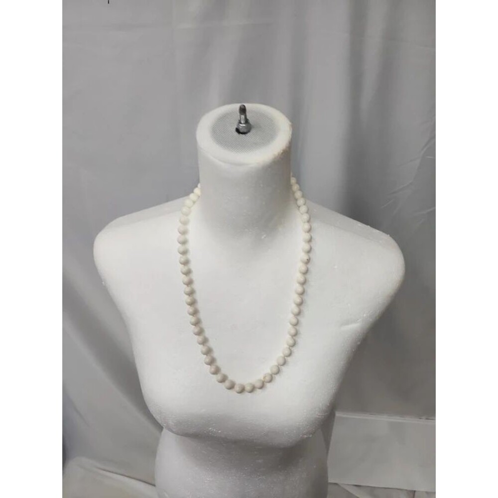 white and white  beaded necklace simple yet versatile